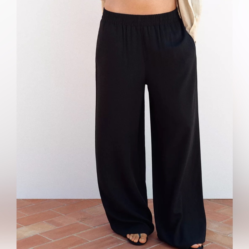 Black drawstring pants